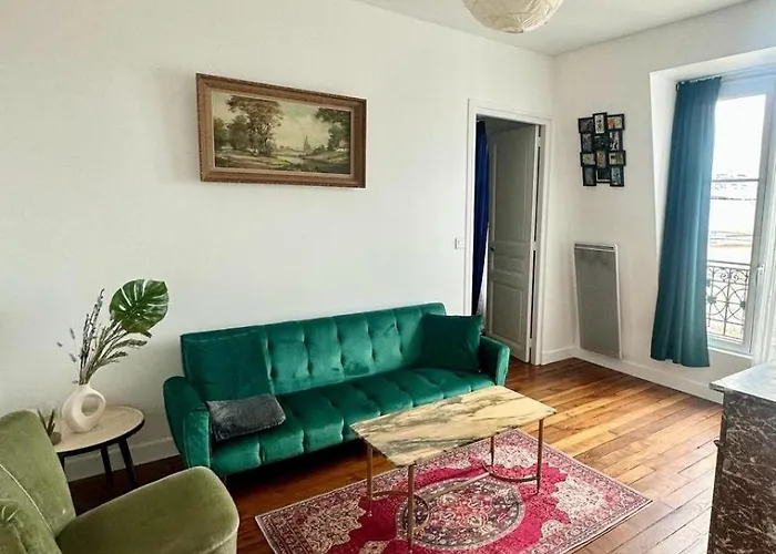 Private 2 Minutes From Zenith De 파리
